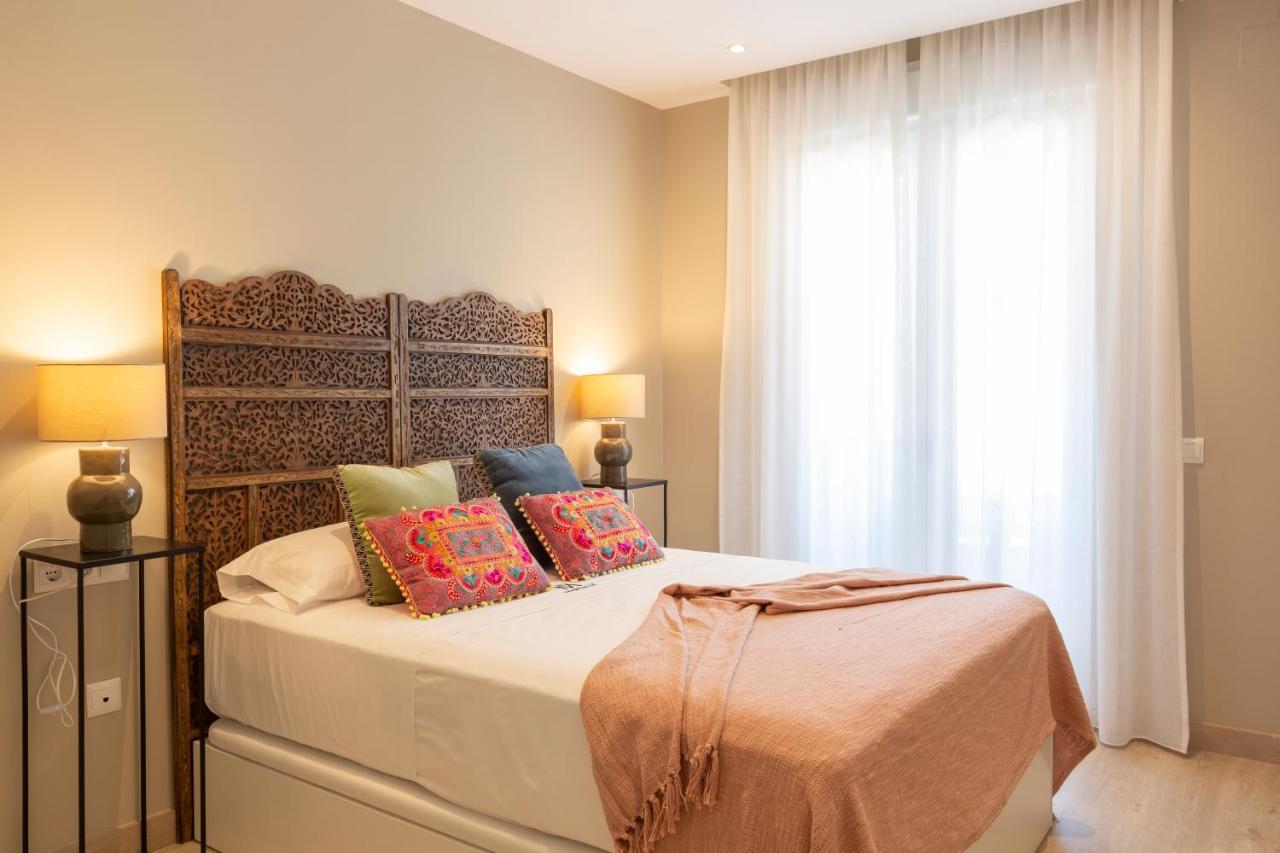 Apartamentos Martalia Arenal Ronda Ngoại thất bức ảnh