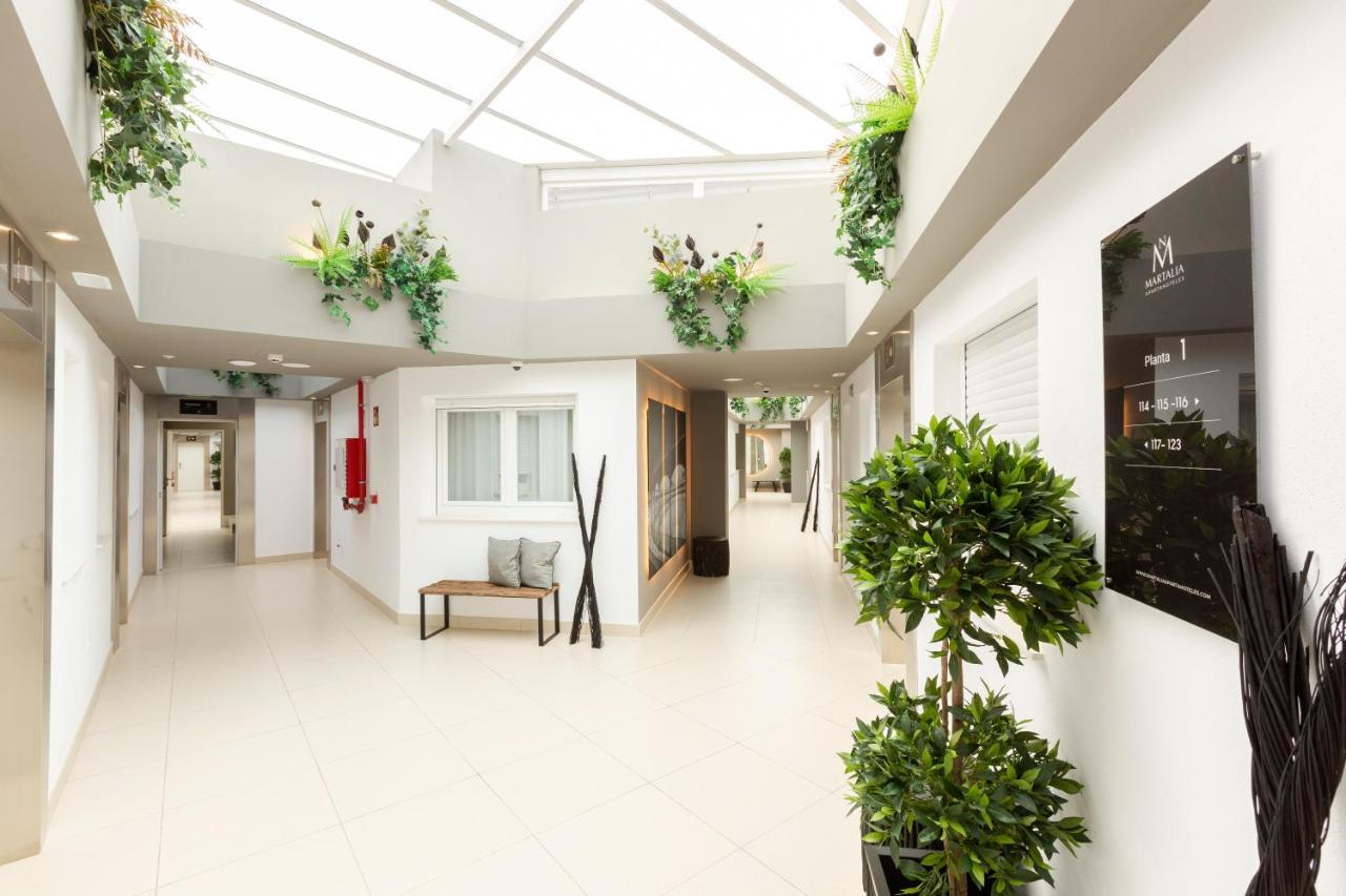 Apartamentos Martalia Arenal Ronda Ngoại thất bức ảnh