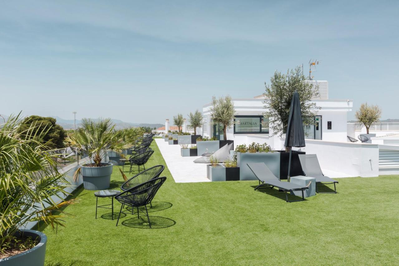 Apartamentos Martalia Arenal Ronda Ngoại thất bức ảnh