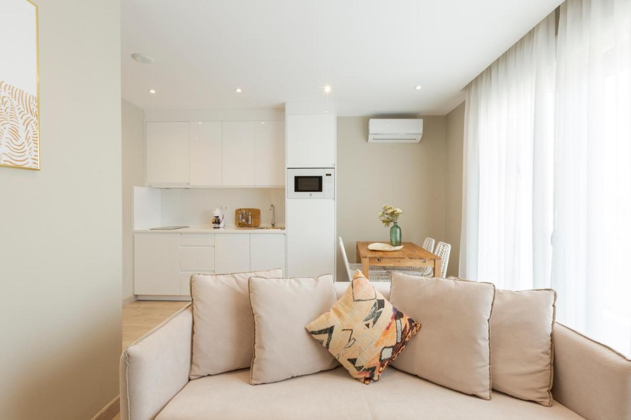 Apartamentos Martalia Arenal Ronda Ngoại thất bức ảnh