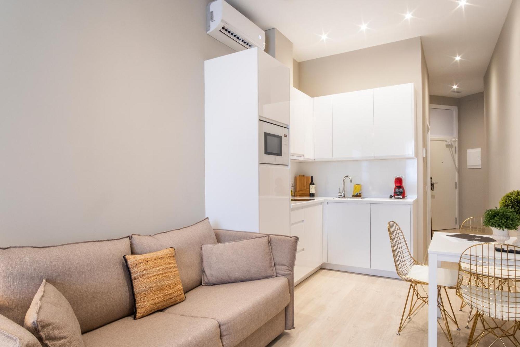 Apartamentos Martalia Arenal Ronda Ngoại thất bức ảnh