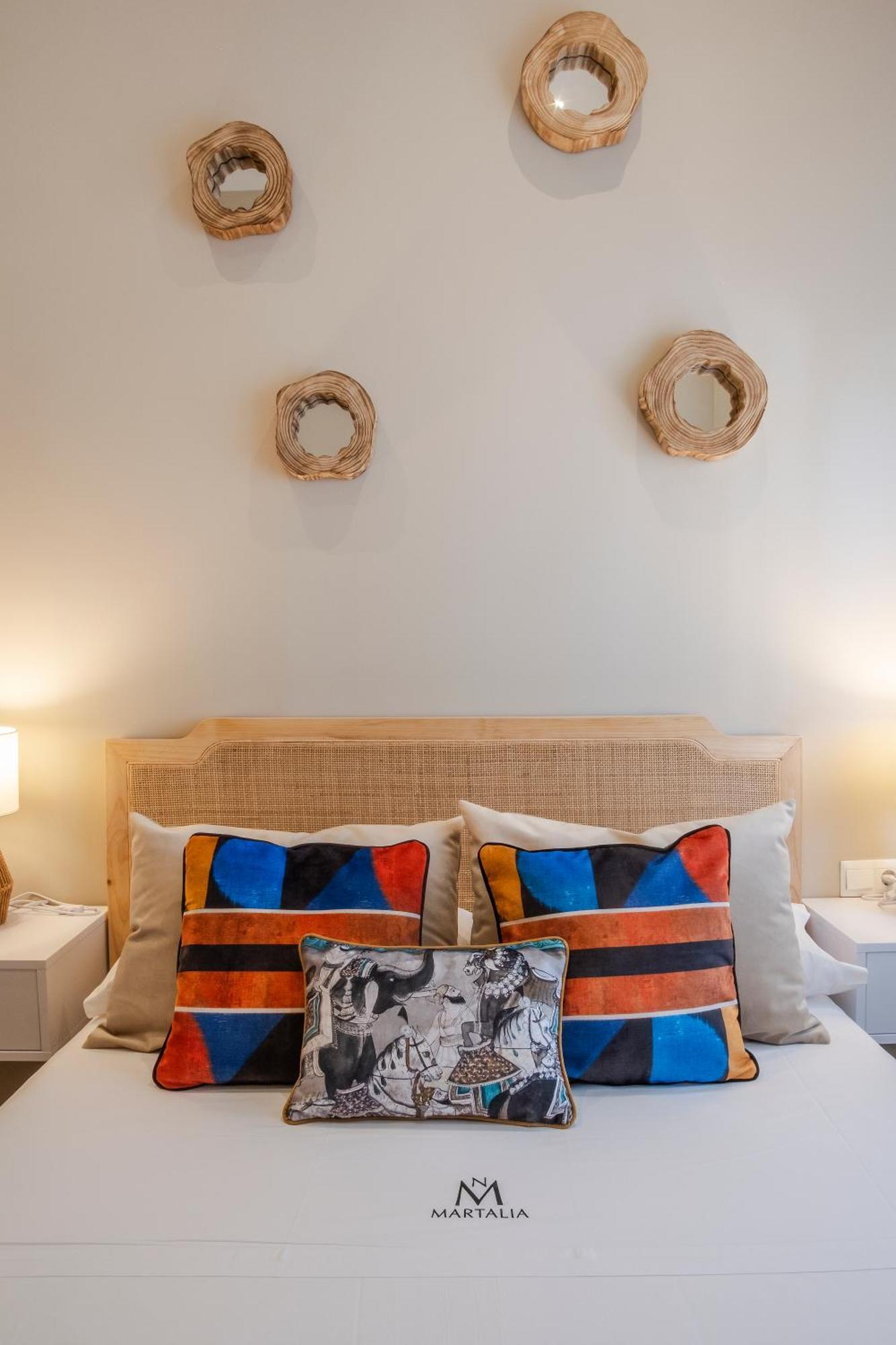 Apartamentos Martalia Arenal Ronda Ngoại thất bức ảnh